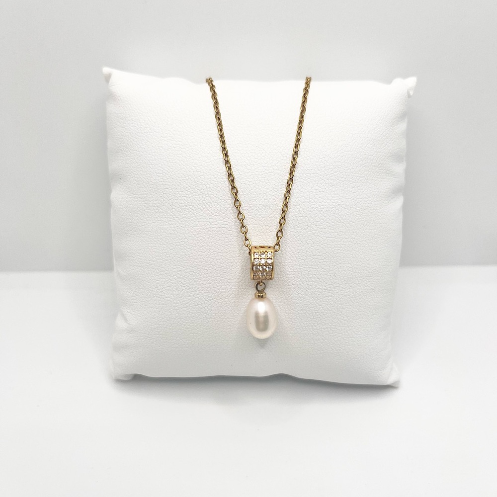 Pearl Necklace